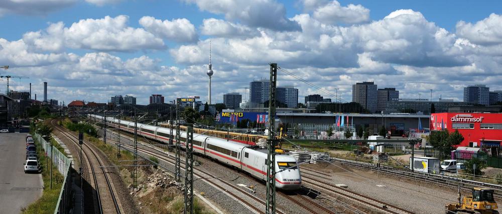 Wieder im Gleis. 500 Millionen Euro investiert die Bahn dieses Jahr in ihr Streckennetz in Berlin.