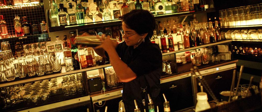 Die Ordnungsämter sollen Bars und Restaurants verstärkt kontrollieren.