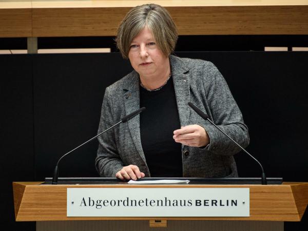 Katrin Lompscher (Die Linke), Senatorin für Stadtentwicklung und Wohnen, bezeichnete die CDU als "Vater aller Mietprobleme".