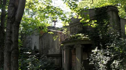 St. Hedwig Friedhof in der Liesenstaße in Berlin Mitte. 