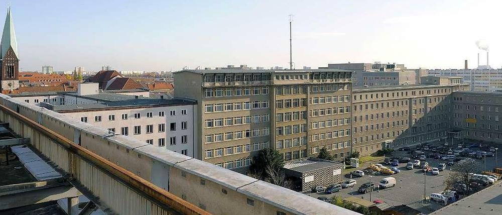 Der Stasi-Komplex an der Normannenstraße steht weitgehend leer. Eine Bibliothek hineinzudenken, kostet allerdings viel Fantasie.