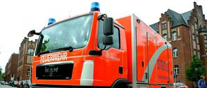 Das Stemo - ein Spezial-Rettungsfahrzeug für verbesserte Schlaganfallversorgung - ist außen rot und innen teuer.