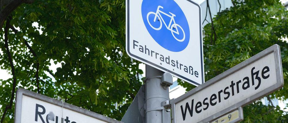 Auf der Weserstraße sollen Radfahrende künftig auf 2,5 Kilometern Vorrang genießen.