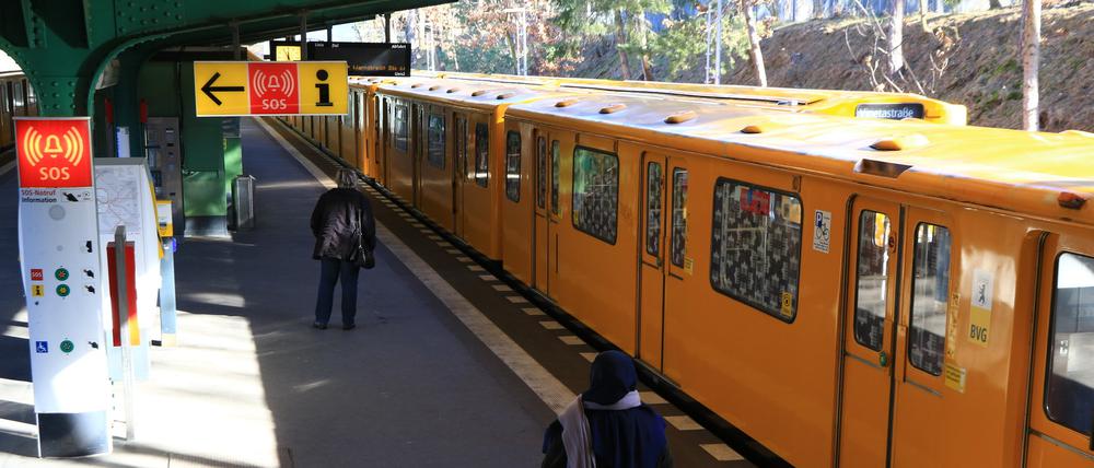 Noch endet die U-Bahnlinie 3 am Bahnhof Krumme Lanke. Von einer Verlängerung würden vor allem Studenten profitieren.