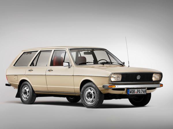 Der VW Passat (im Bild die Urversion) ist seit 1973 auf dem Markt. Über 30 Millionen Fahrzeuge wurde seither verkauft.