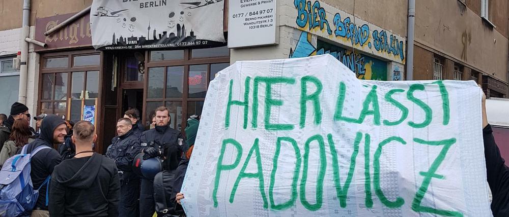 Am vergangenen Donnerstag demonstrierten Mieterinnen und Mieter bereits gegen die Padovicz-Gruppe.