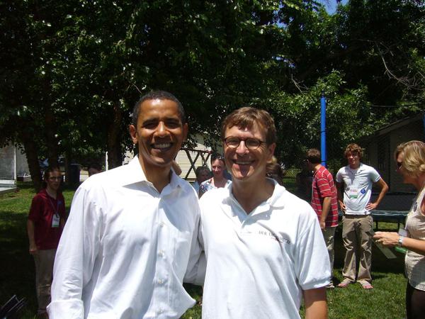 Barack Obama und Christoph von Marschall beim Wahlkampf 2008 in Iowa.