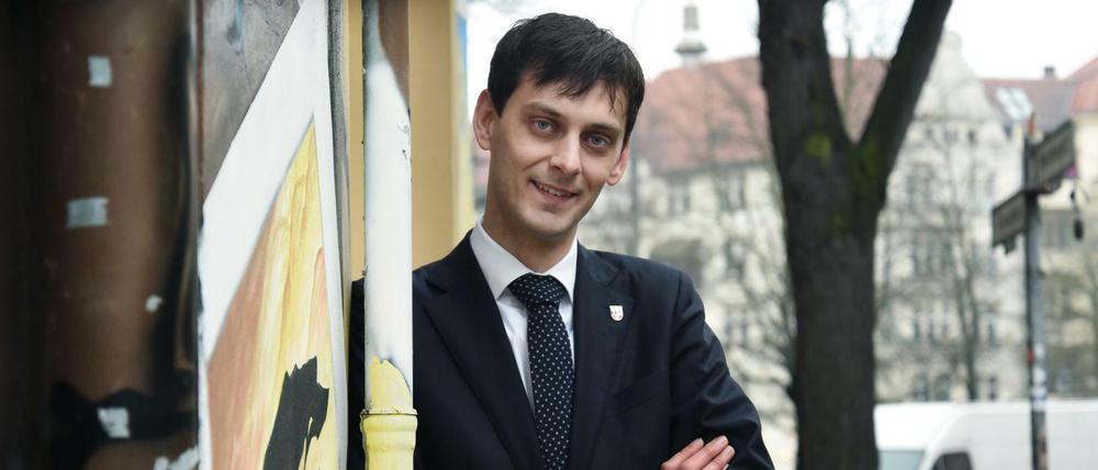 Der Bürgermeister des Bezirks Neukölln: Martin Hikel (SPD) 