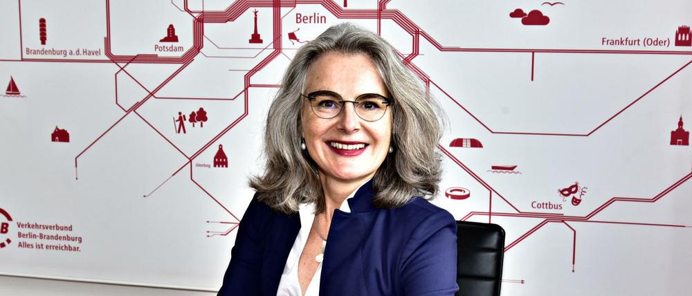 VBB-Geschäftsführerin Susanne Henckel in ihrem Büro am Hardenbergplatz in Berlin.