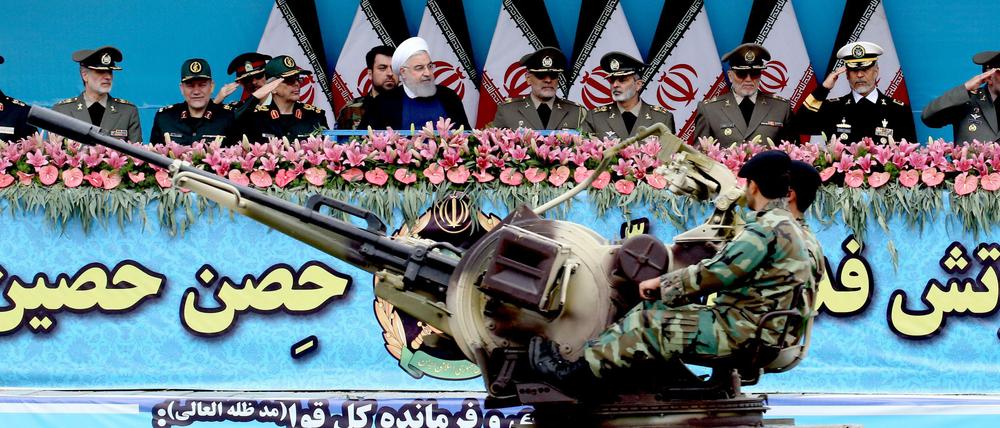 Hoch gerüstet und offensiv. Unter dem radikalislamischen Mullah-Regime im Iran gehört eine aggressive Anti-Israel-Politik zur Staatsräson.