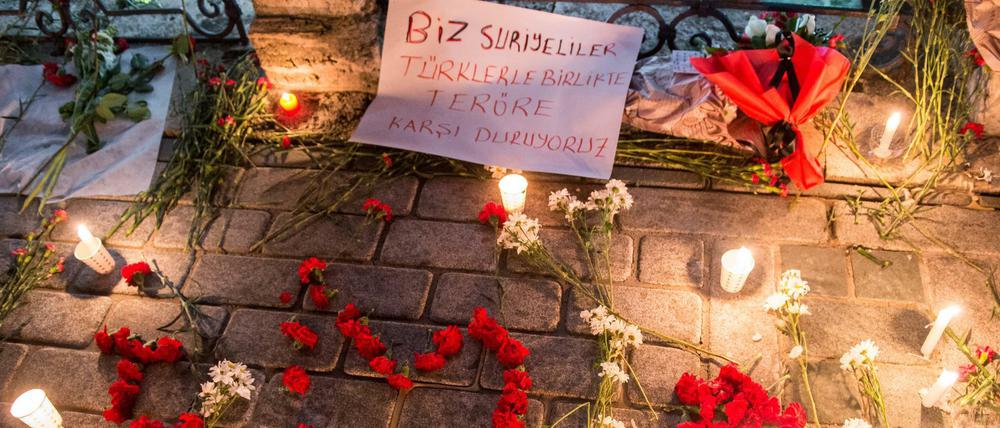 Berlin trauert um die Opfer des Terroranschlags in der Istanbuler Altstadt am 12. Januar. 