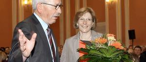 Ex-Finanzsenator Thilo Sarrazin und seine Frau Ursula bei der Verabschiedung im Roten Rathaus 2009.
