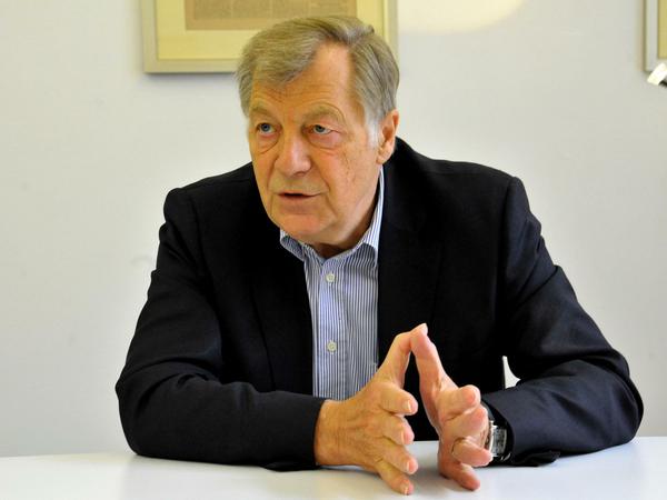 Der ehemalige Regierende Bürgermeister Eberhard Diepgen (CDU) findet: "Man hat in der Vergangenheit versäumt, sich auf Flüchtlingswellen vorzubereiten."