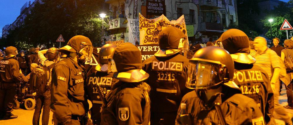 Polizeieinsatz in der Rigaer Straße (Symbolbild).