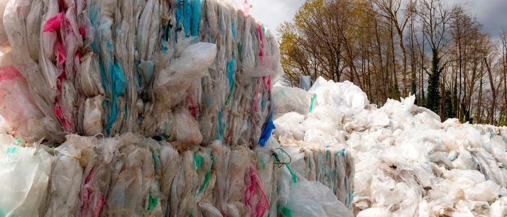 Plastikmüll kann sortiert und recyclet werden.