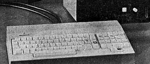 So bebilderte die Zeitung 1968 die technischen Neuerungen in den Berliner Zulassungsstellen