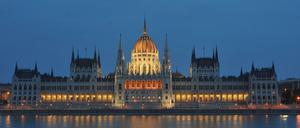 Das neogotische Parlamentsgebäude in Budapest.