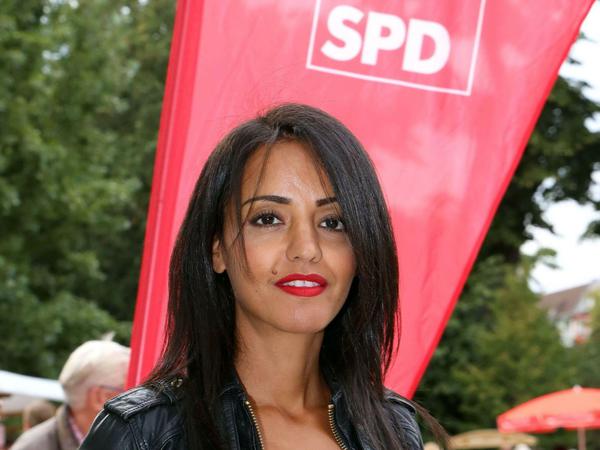 Sawsan Chebli will Michael Müller mit einer Befragung des SPD-Basis ausstechen. 
