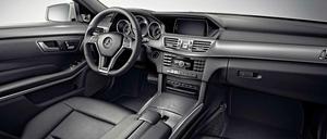 Auch das Interieur hat Mercedes kräftig aufgewertet. Die Materialien sind wertiger geworden, die Verarbeitung bleibt sehr gut.