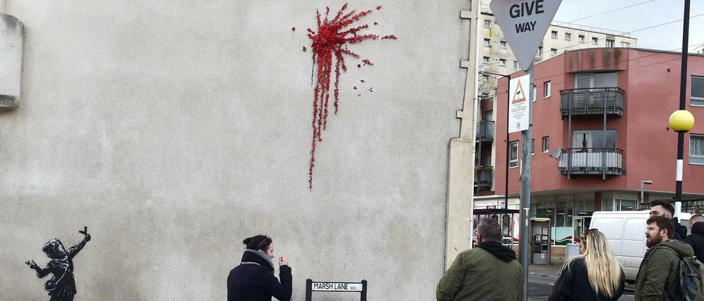 Das neue Kunstwerk von Banksy in der britischen Stadt Bristol.