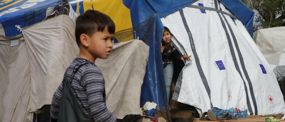 Schutzbedürftig: Kinder im Flüchtlingslager Moria auf einem Archivfoto aus dem Jahr 2018.