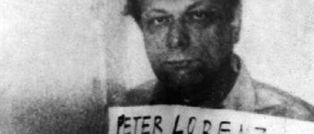 Peter Lorenz in seinem Kreuzberger Gefängnis.