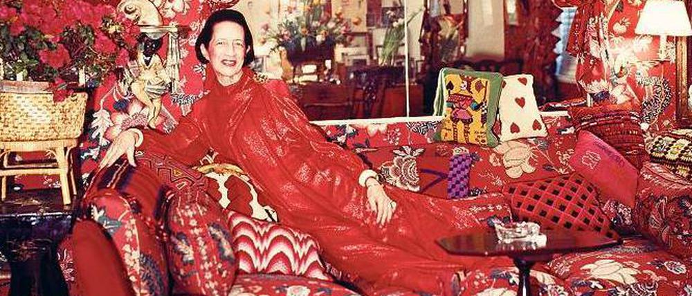 Zinnober: Diana Vreeland, lange Chefin der amerikanischen „Vogue“, nannte ihr Wohnzimmer die rote Hölle.