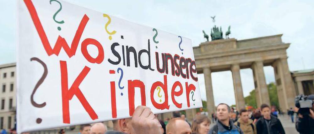 Frage als Anklage. Die „Interessengemeinschaft Gestohlene Kinder der DDR“ macht seit Jahren auf Zwangsadoptionen aufmerksam. 
