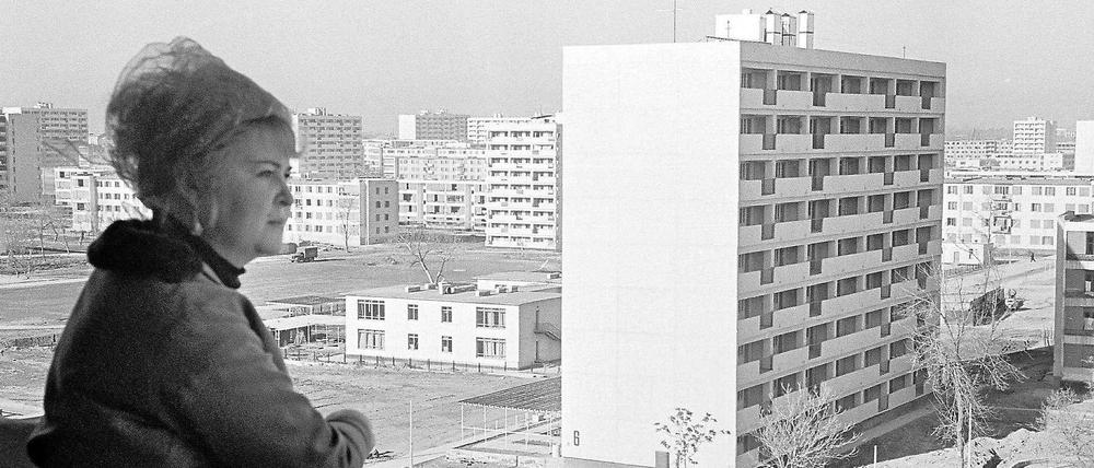 Wiederaufbau im Zeichen der Platte: Blick auf neuerrichte Wohnhäuser in Taschkent.