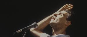 Postpunk. Der Frontman der Talking Heads David Byrne 1981 bei einem Konzert in Bologna.