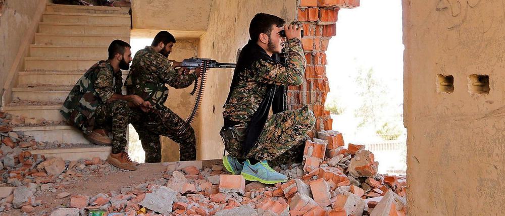 Syrische Kurden im Kampf gegen den IS.