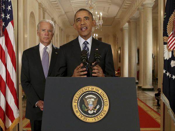US-Präsident Barack Obama und Vize Joe Biden geben eine Pressekonferenz zum Atomabkommen mit Iran
