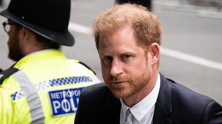 Prinz Harry, Herzog von Sussex, trifft in den Rolls Buildings ein, um im Telefon-Hacking-Prozess gegen die Mirror Group Newspapers (MGN) auszusagen.