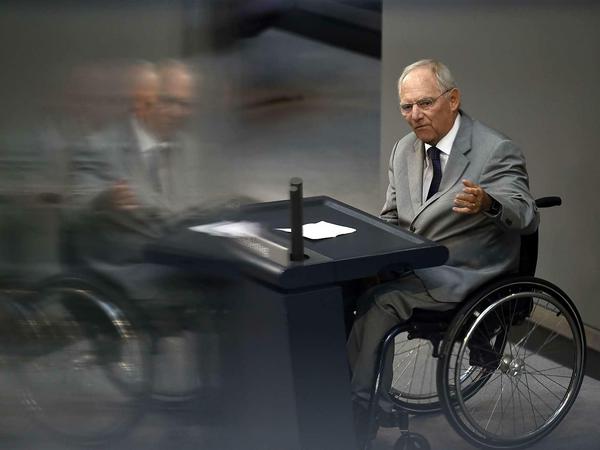 Finanzinister Wolfgang Schäuble bleibt hart. "Vertrauen" - dieses Wort hat für ihn in Bezug auf die griechische Regierung schon lang keine Bedeutung mehr.