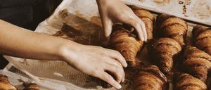 Die hausgemachten Croissants sind nur eine der Attraktionen der neuen Bäckerei "Sofi" in den Sophie-Gips-Höfen in Mitte.