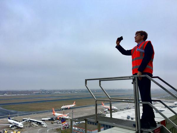 Warum tut er sich das eigentlich an? "Weil es gemacht werden muss", sagt Engelbert Lütke Daldrup, der vierte Flughafenchef am BER.