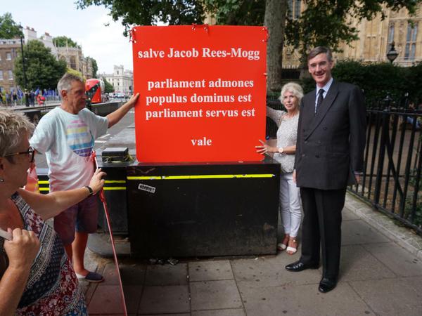 Sally Wright und Brexit-Hardliner Jacob Rees-Mogg.