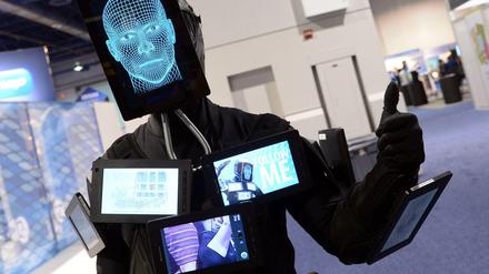 Jede Menge SmartDingse: Auf der CES in Las Vegas wurde der digitale Mensch der Zukunft beworben.