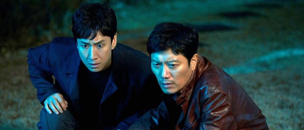 Bin ich nur in deinem Kopf? Lee Sun-kyun (links) als genialer Gehirnforscher Sewon und Park Hee-soon als Privatdetektiv. 