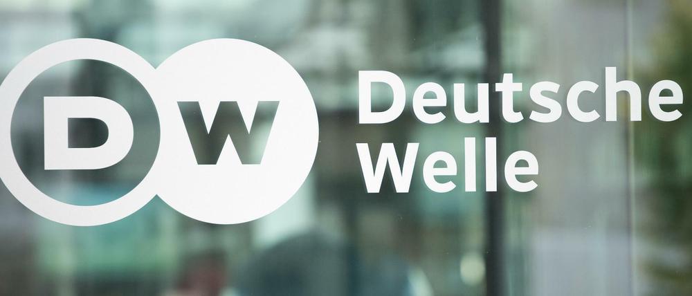 Die Deutsche Welle sieht sich neuen Vorwürfen sexueller Belästigung, Rassismus und Mobbing ausgesetzt.