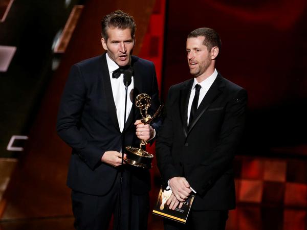 Auf über 40 Emmys brachte es die Serie von Showrunner David Benioff (li.) und D.B. Weiss bislang. 
