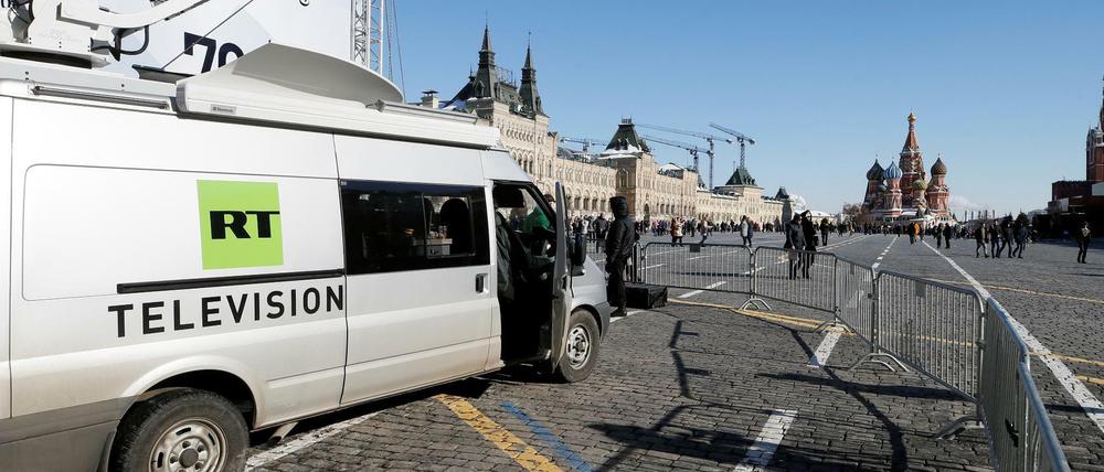 RT-Fahrzeug auf dem Roten Platz in Moskau