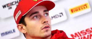 Männer mit Mützen: Die Formel 1 hofft auf die jungen Wilden. Einer von ihnen ist der Ferrari-Pilot Charles Leclerc. 