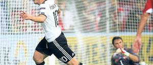 Ausdauer. Seit dieser Saison werden die Laufwege von Bundesligaspielern wie Lukas Podolski veröffentlicht. Foto: AFP