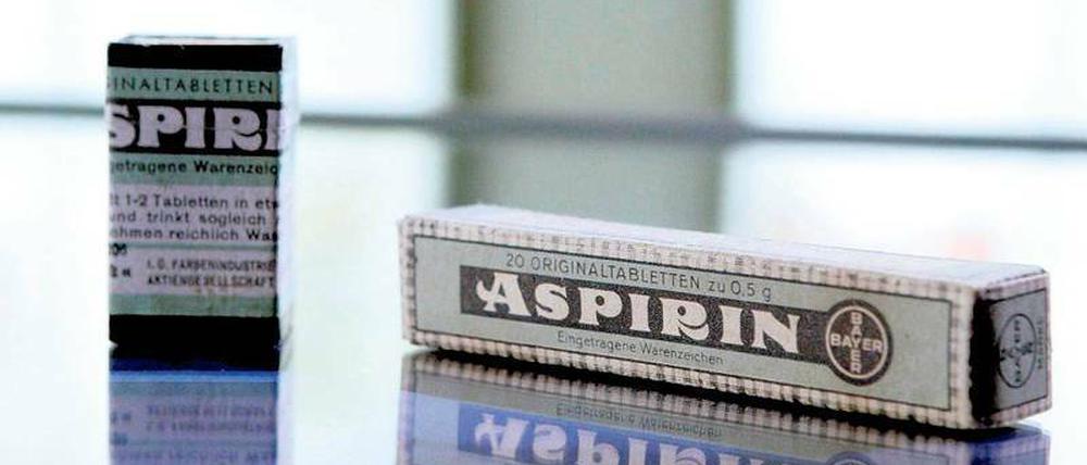 Aspirin, einer der größten Verkaufsschlager des Bayer-Konzerns, ist so erfolgreich wegen seiner Wirkung – und wegen einer riesigen Marketingkampagne.