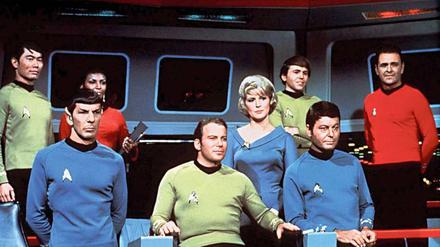 In unendlichen Weiten und fernen Galaxien: Die erste „Enterprise“-Crew um Captain Kirk (Mitte)