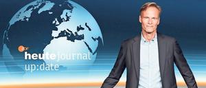 Wulf Schmiese leitet seit 2017 das „heute journal“ des ZDF. Er kommentiert im "heute journal" und moderiert zuweilen auch das "heute journal up:date" 