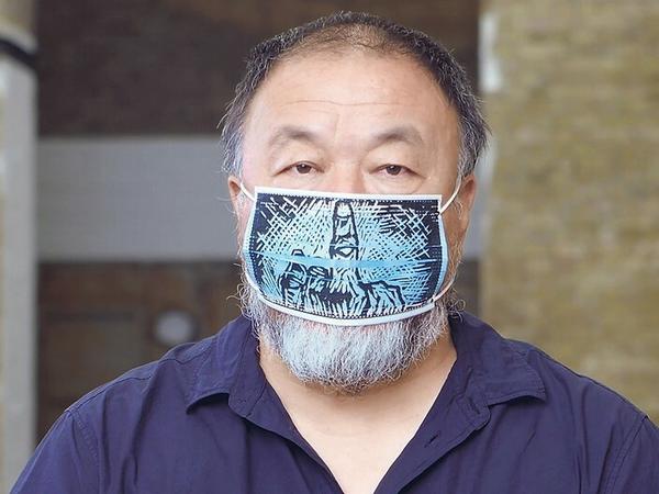 In seiner Heimat China gilt der Künstler Ai Weiwei (Bild links) als Staatsfeind, weil er den autokratischen Stil der Regierung in Peking hart kritisiert.