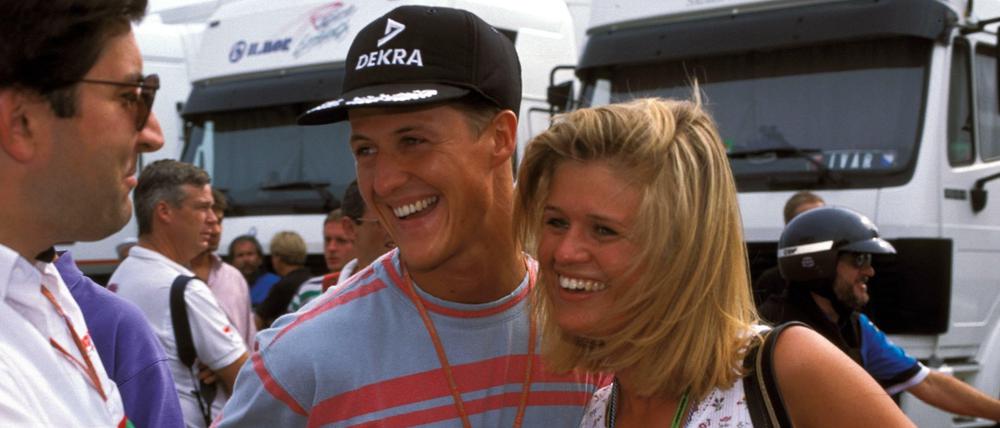 An Michael Schumachers Seite: Ehefrau Corinna.