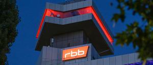 Im Rundfunk Berlin-Brandenburg brennt noch Licht.
